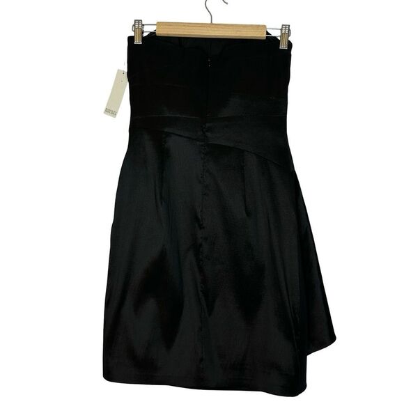 NWT BADGLEY MISCHKA Black Satin Strapless Mini With Abstract Bow Size 4 - Picture 6 of 14